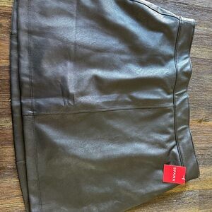 Spanx faux leather skirt size xl
